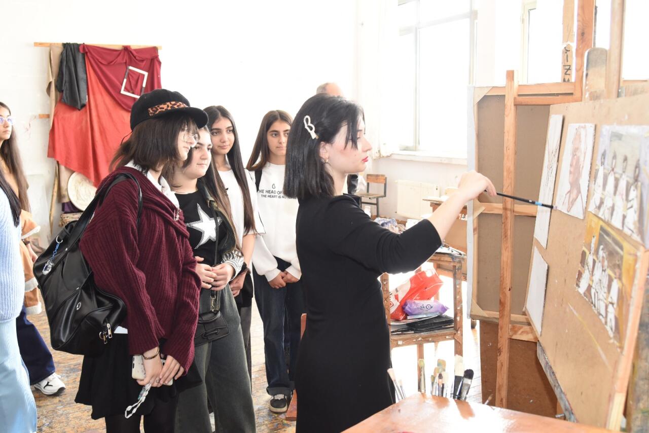 Art Weekend в Баку - в Азербайджанской государственной академии художеств прошли Дни открытых дверей