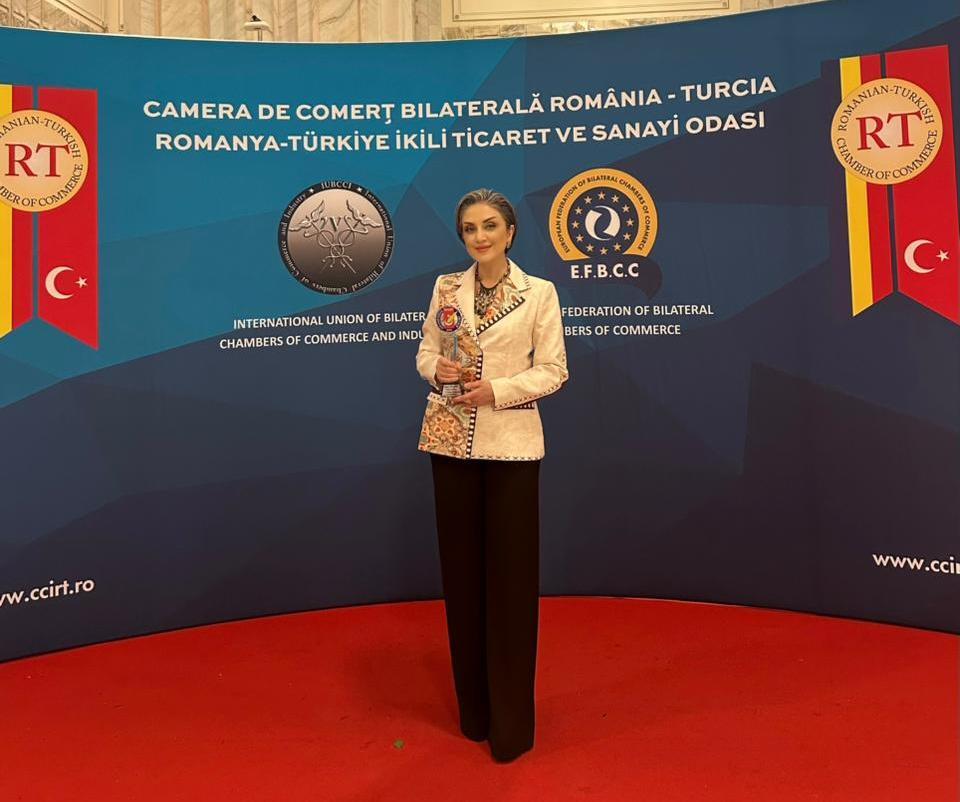 Коллекции Гюльнары Халиловой представлены во Дворце парламента Румынии