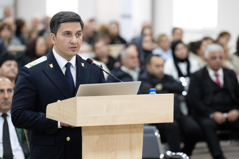 Ermənistan vətəndaşlarının məhkəməsində prokurorların çıxışı başladı