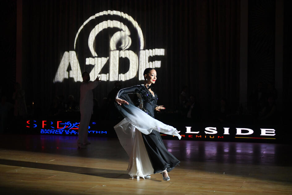 В Баку состоялось уникальное и ослепительное гала-шоу Night of the Dancing Diamonds