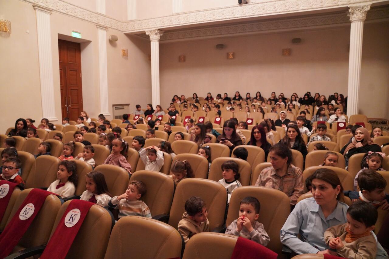В Баку прошла художественно-просветительская акция в рамках "Месячника прав ребёнка"