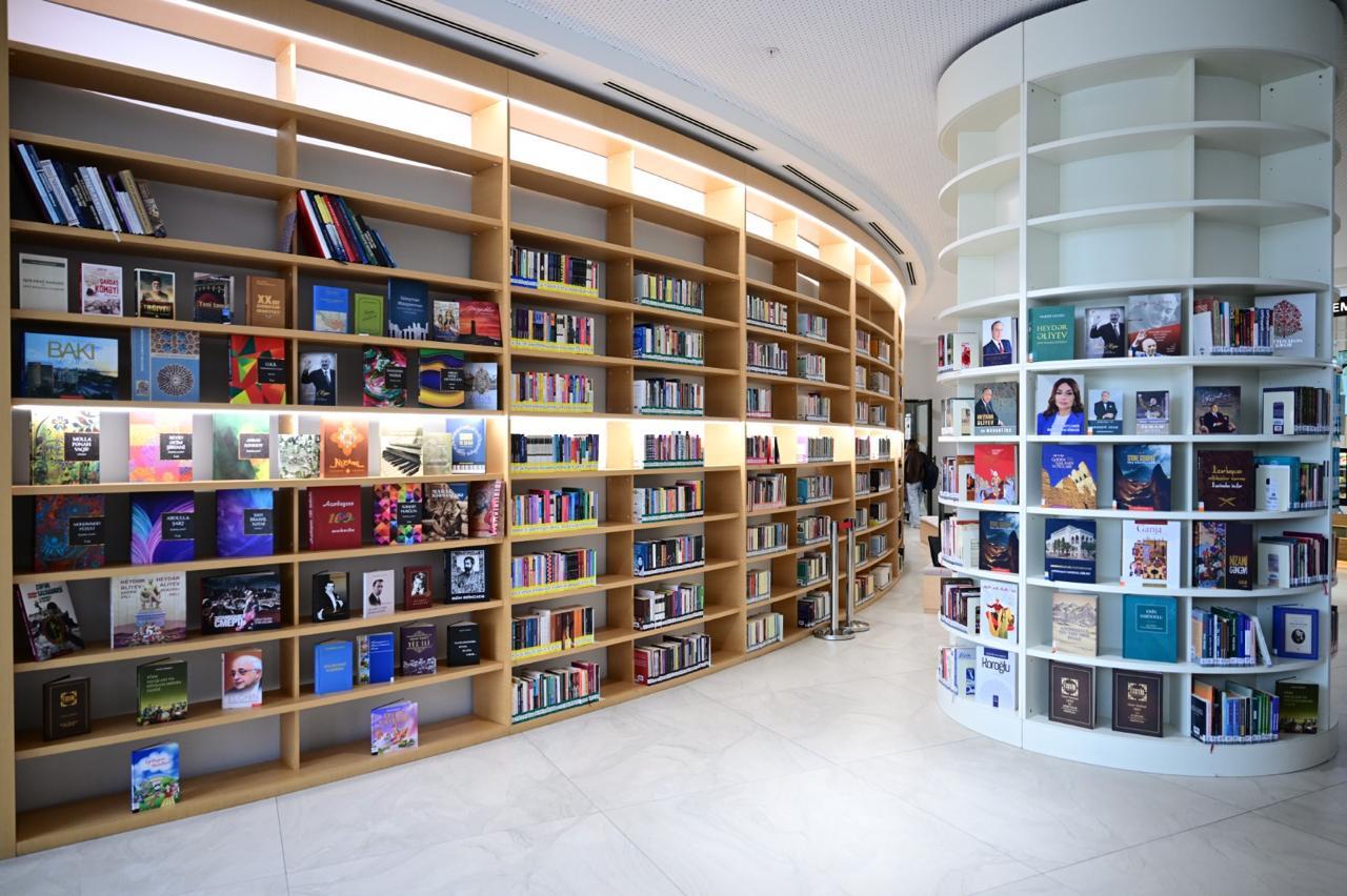 В Анталье состоялись грандиозный концерт мастеров искусства Азербайджана и открытие литературной секции