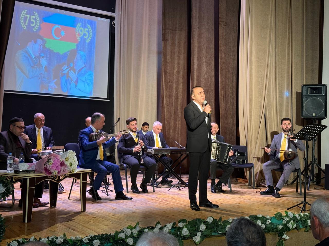 Богатое наследие Мамедбагира Багирзаде - певец с неповторимым тембром голоса и высоким чувством стиля