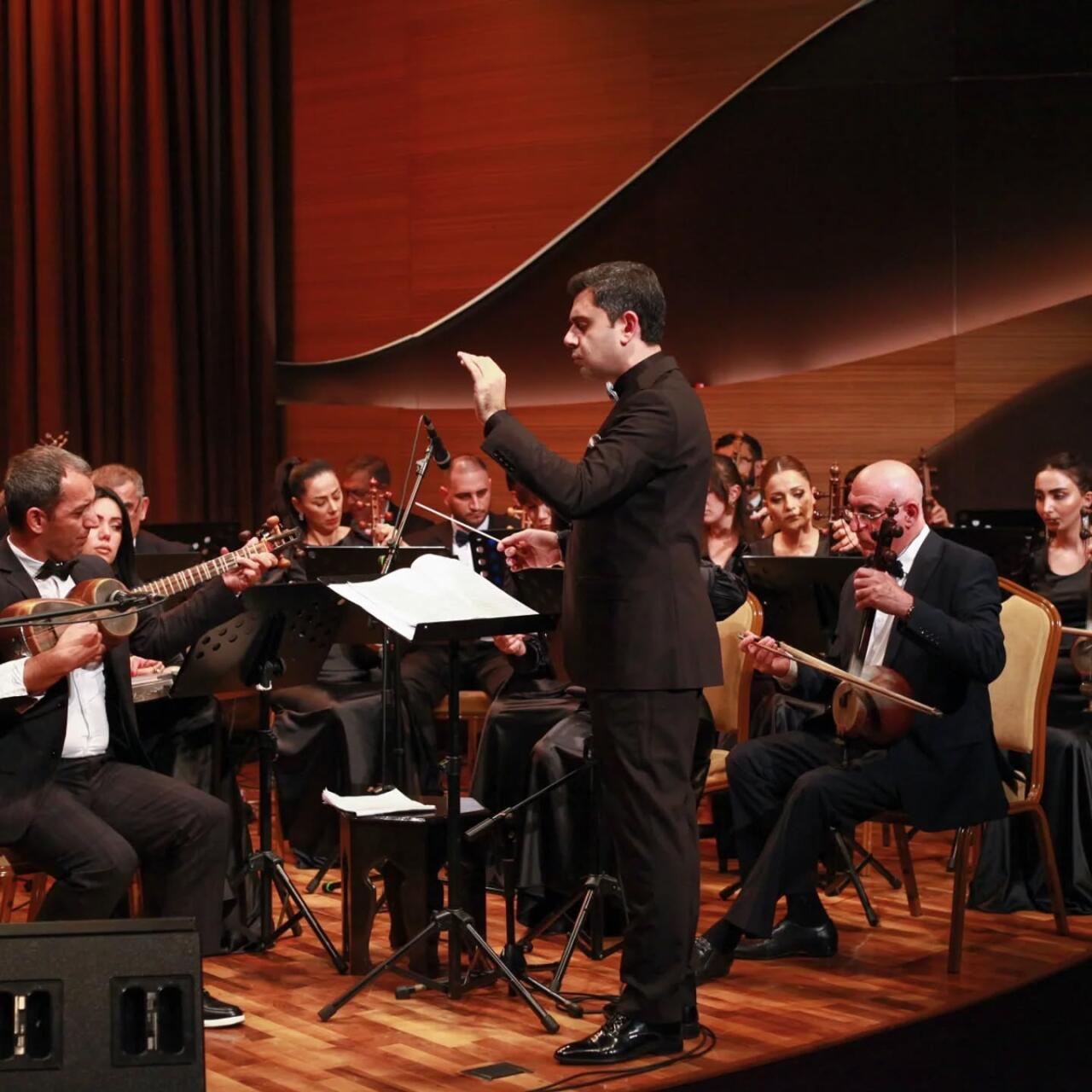 Когда звучит душа Азербайджана - вечер народной музыки