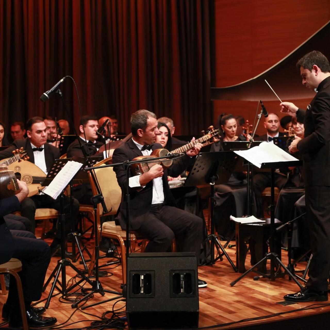 Когда звучит душа Азербайджана - вечер народной музыки