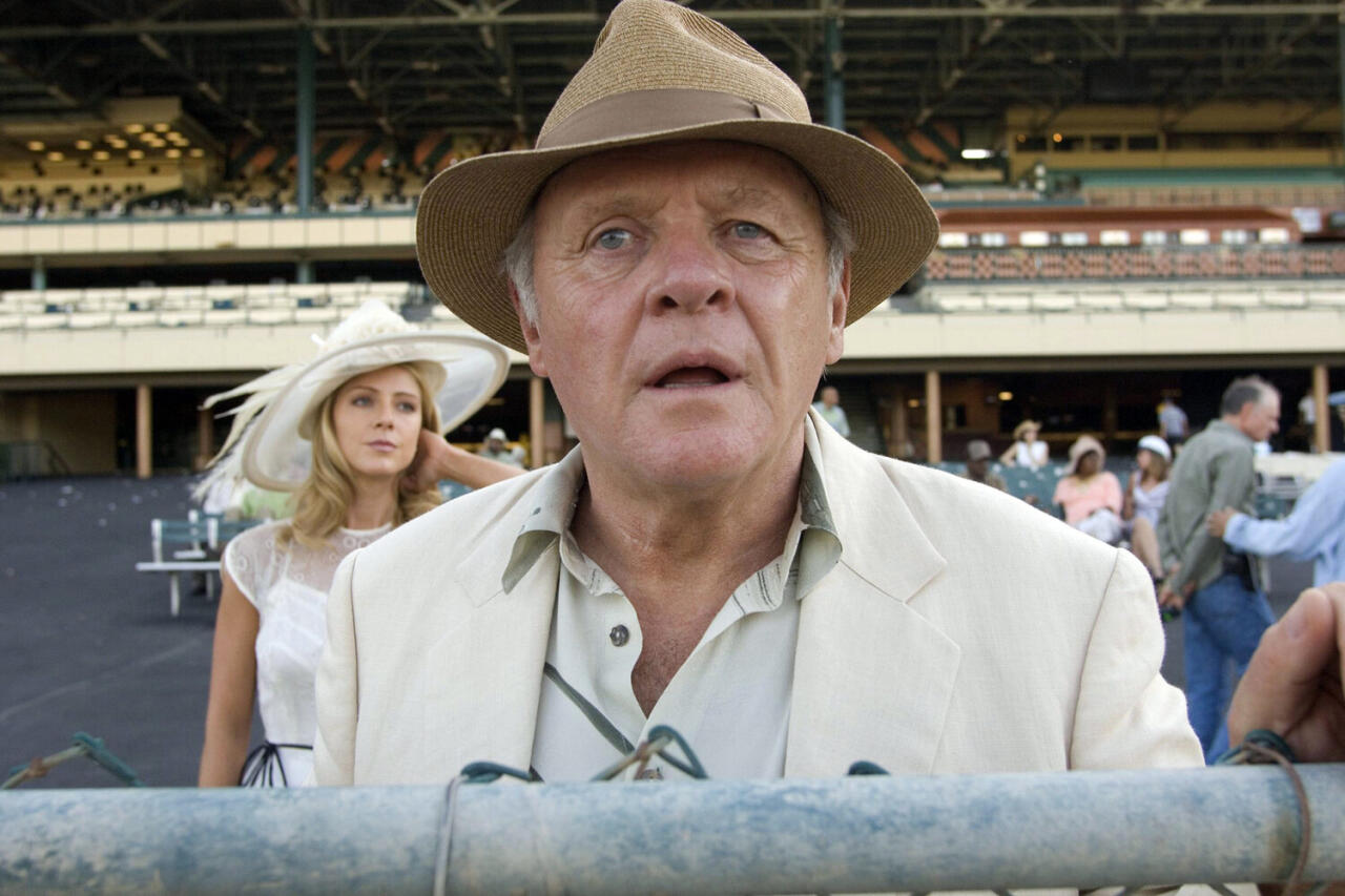 Žena Anthonyja Hopkinsa sumi na igralčevo duševno motnjo