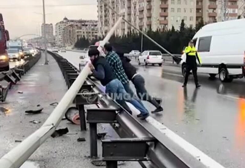 Тяжелая авария на трассе Баку–Сумгайыт