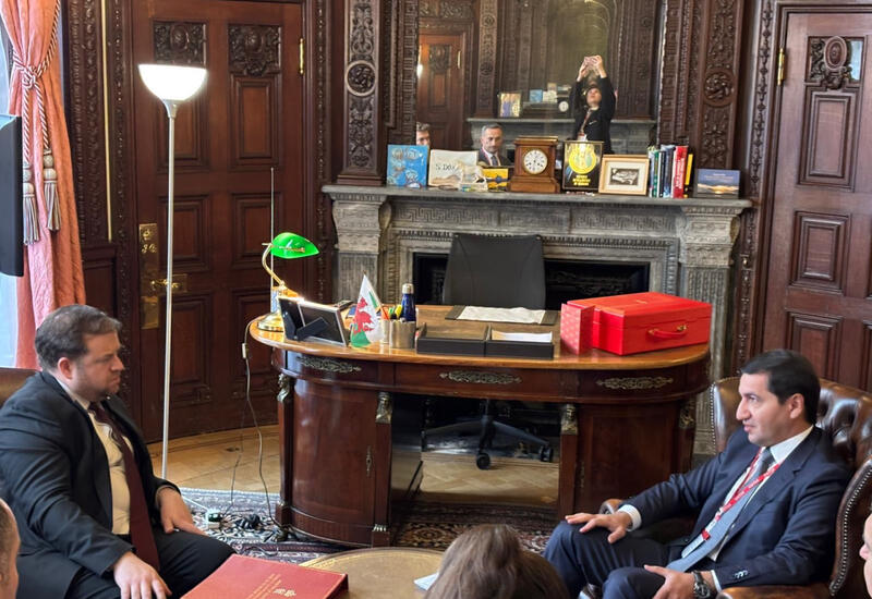 Азербайджан и Великобритания обсудили вопросы оборонного и военного сотрудничества