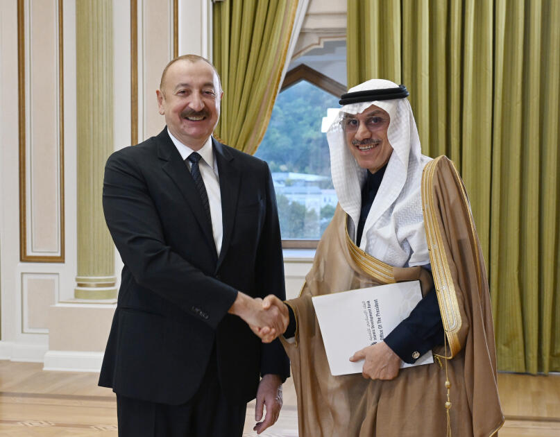 Президент Ильхам Алиев принял делегацию руководителей организаций-членов Арабской координационной группы