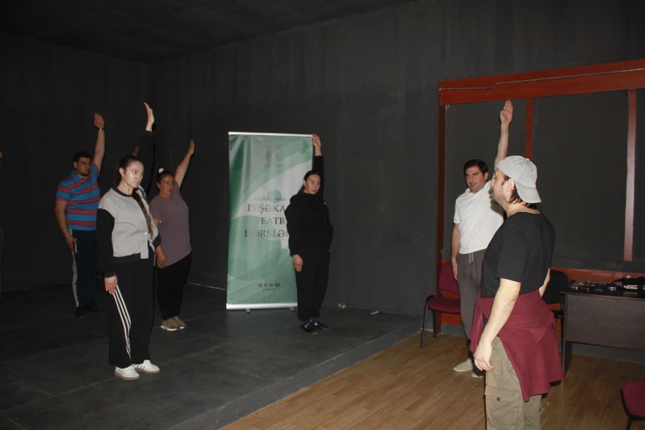 В Физулинском драмтеатре прошли мастер-классы по сценическому искусству