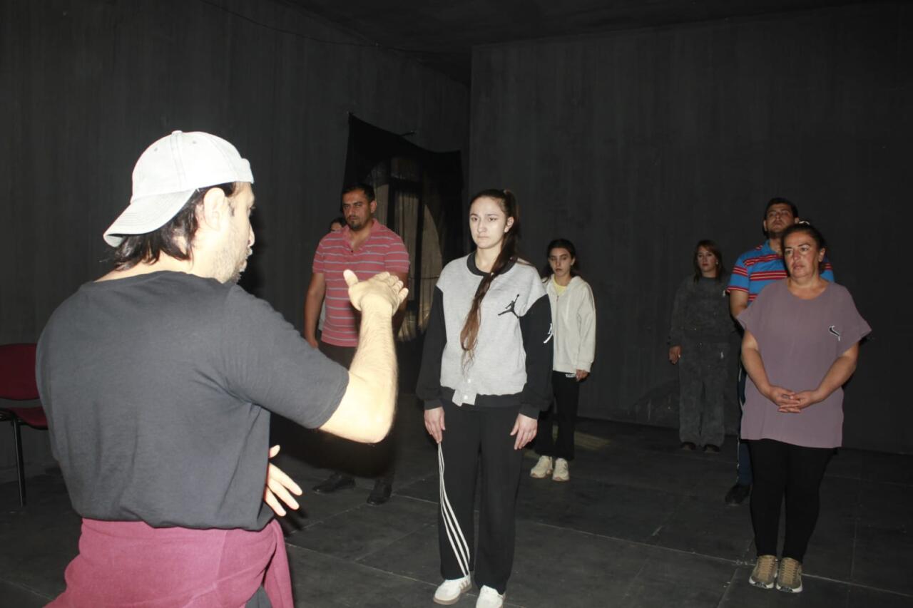 В Физулинском драмтеатре прошли мастер-классы по сценическому искусству