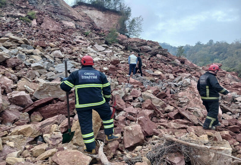 В Турции обрушился каменный карьер