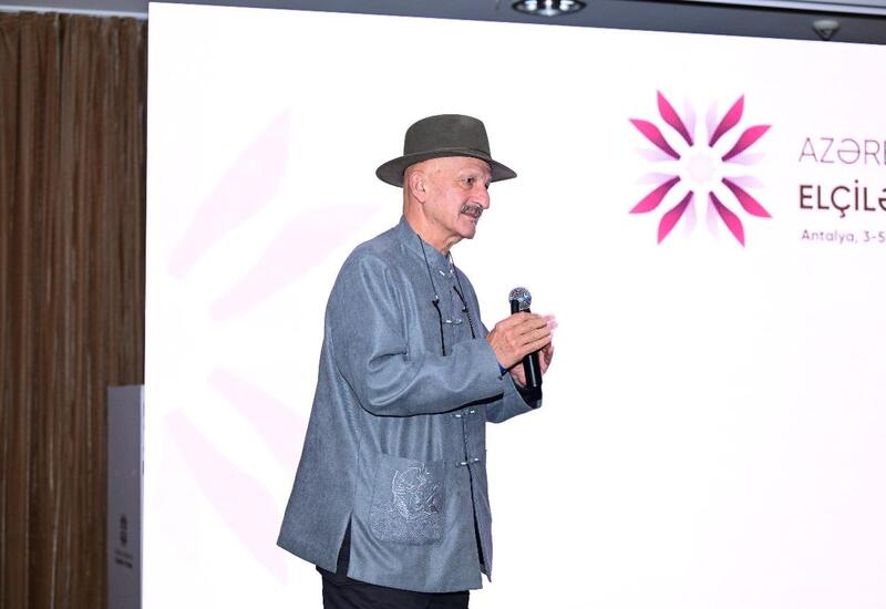 "Глаз истины" – в Анталье представили полувековой творческий путь Резы Дегати