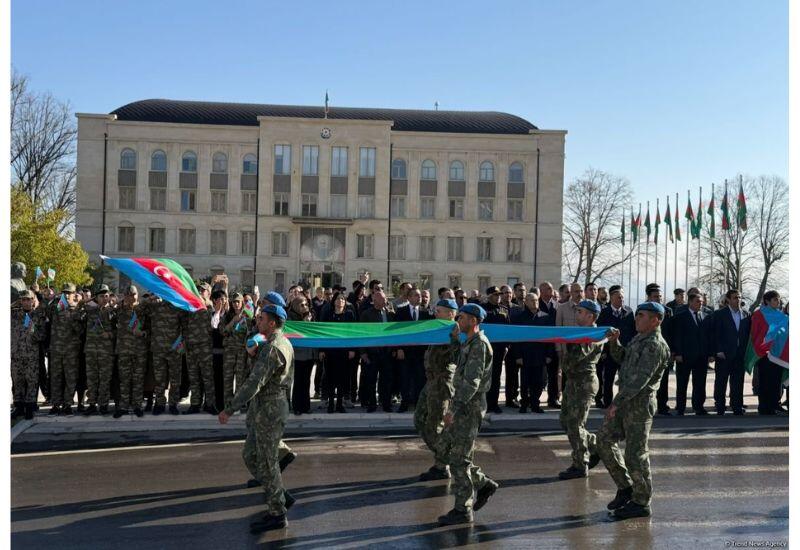 В Шуше прошел военный парад в честь 5-летия Дня Победы