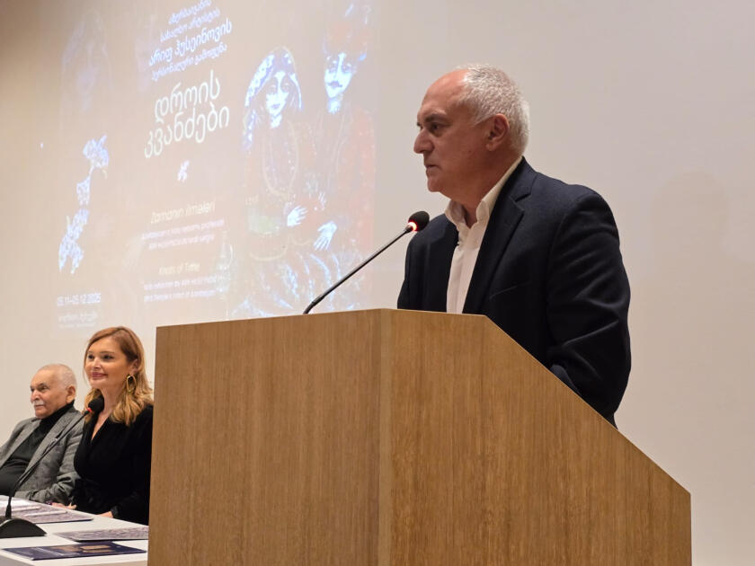 В Болнисском музее открылась выставка народного художника Азербайджана Арифа Гусейнова