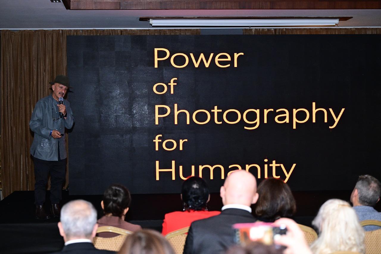 "Глаз истины" – в Анталье представили полувековой творческий путь Резы Дегати