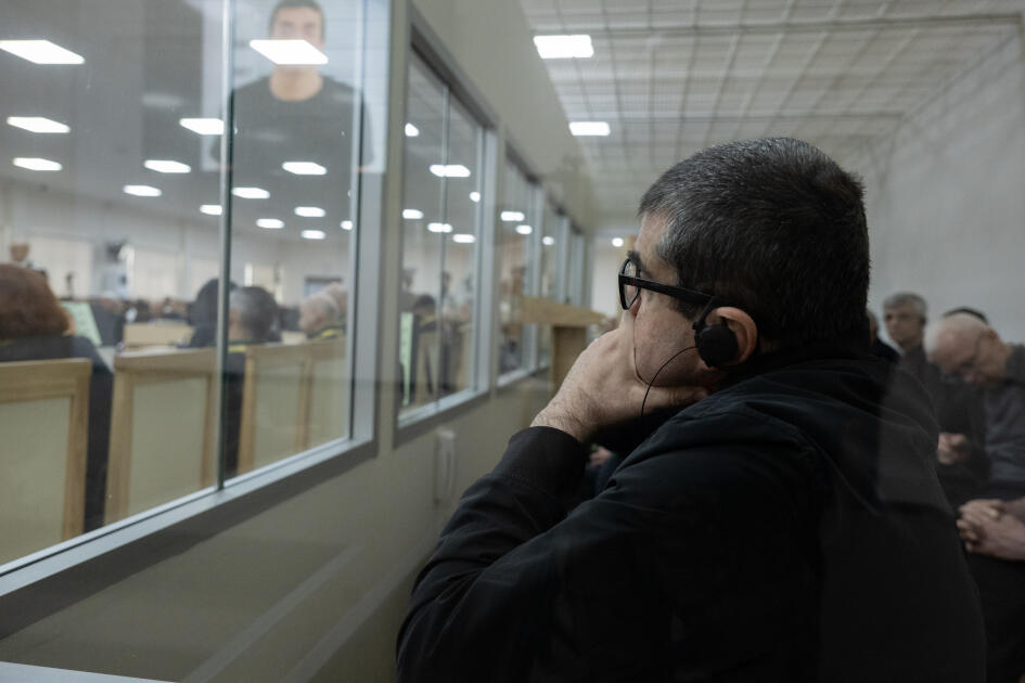 Məhkəmədə Arayik Harutyunla, Levon Mnatsakanyanla, Bako Sahakyanla, David Manukyanla və Arkadi Qukasyanla bağlı sübutlar elan olunub