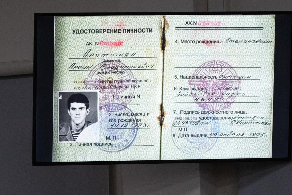 Məhkəmədə Arayik Harutyunla, Levon Mnatsakanyanla, Bako Sahakyanla, David Manukyanla və Arkadi Qukasyanla bağlı sübutlar elan olunub