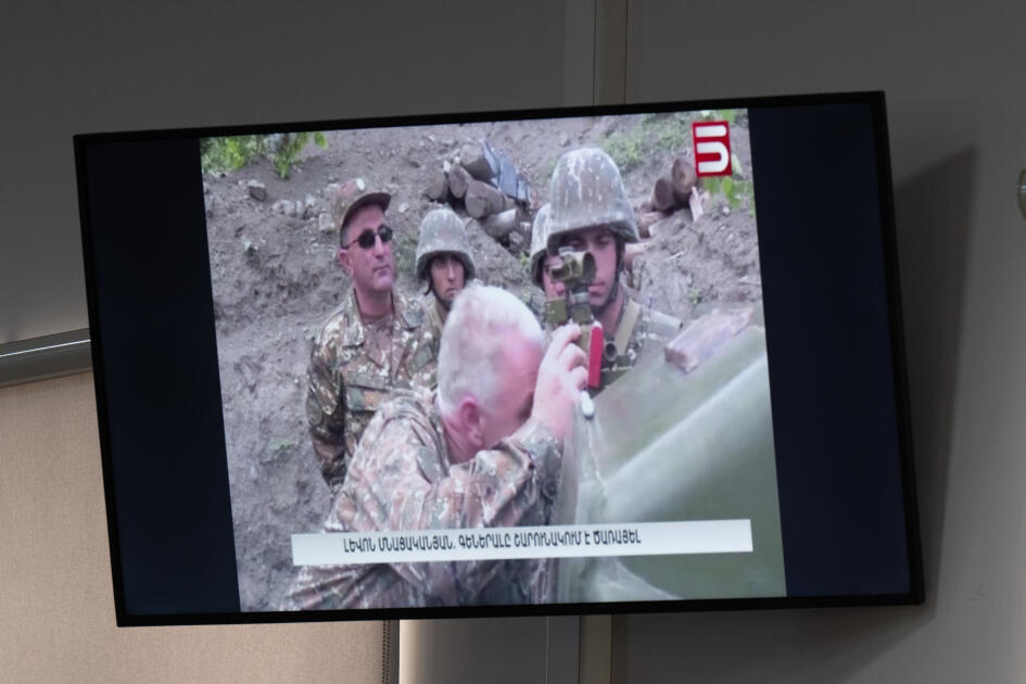 Məhkəmədə Arayik Harutyunla, Levon Mnatsakanyanla, Bako Sahakyanla, David Manukyanla və Arkadi Qukasyanla bağlı sübutlar elan olunub