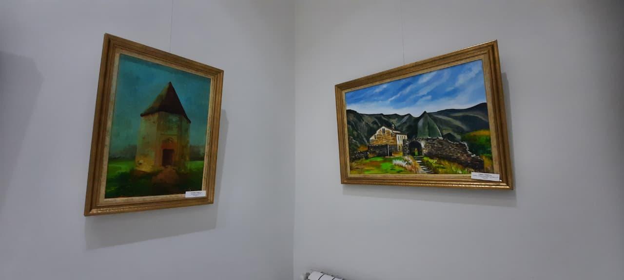 В Билясуваре открылась выставка фотографий и живописи "Дух Победы"