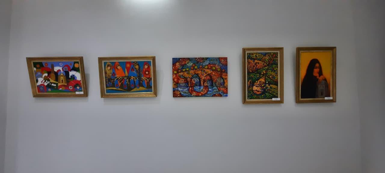 В Билясуваре открылась выставка фотографий и живописи "Дух Победы"