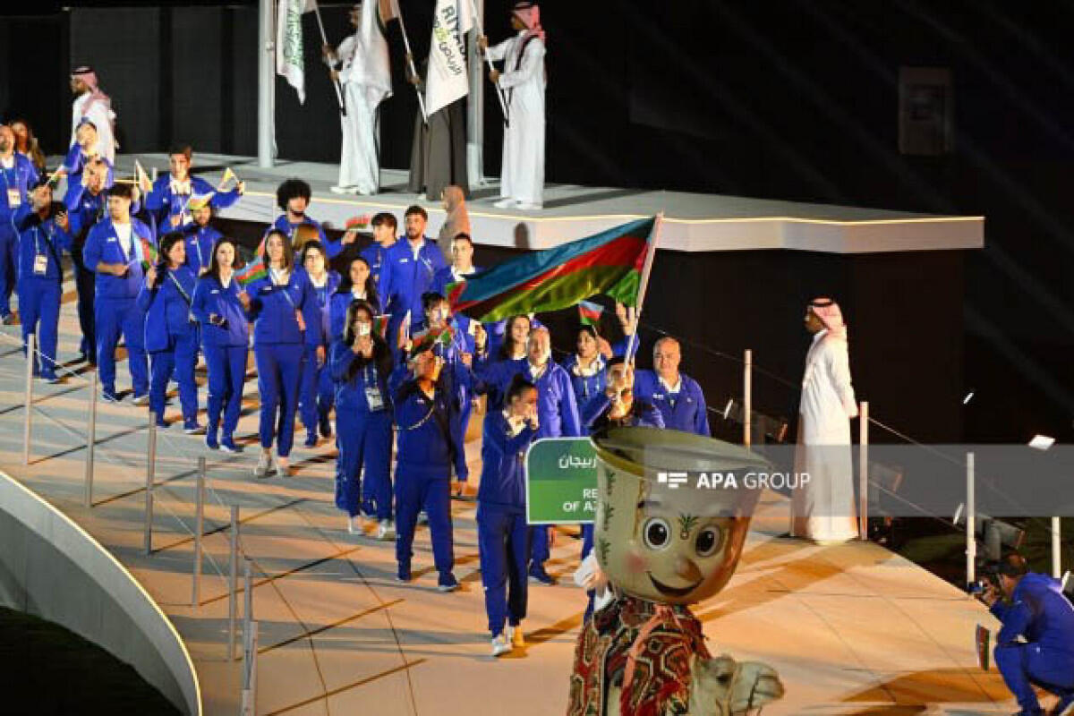 Исламские Игры: Азербайджанские спортсмены прошли на параде