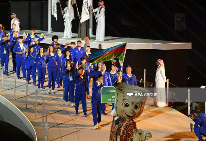 Исламские Игры: Азербайджанские спортсмены прошли на параде