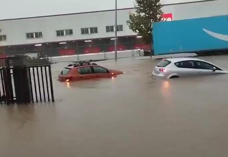 Проливные дожди затопили Испанию