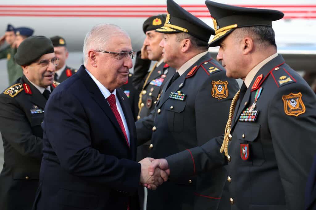 Яшар Гюлер в Азербайджане