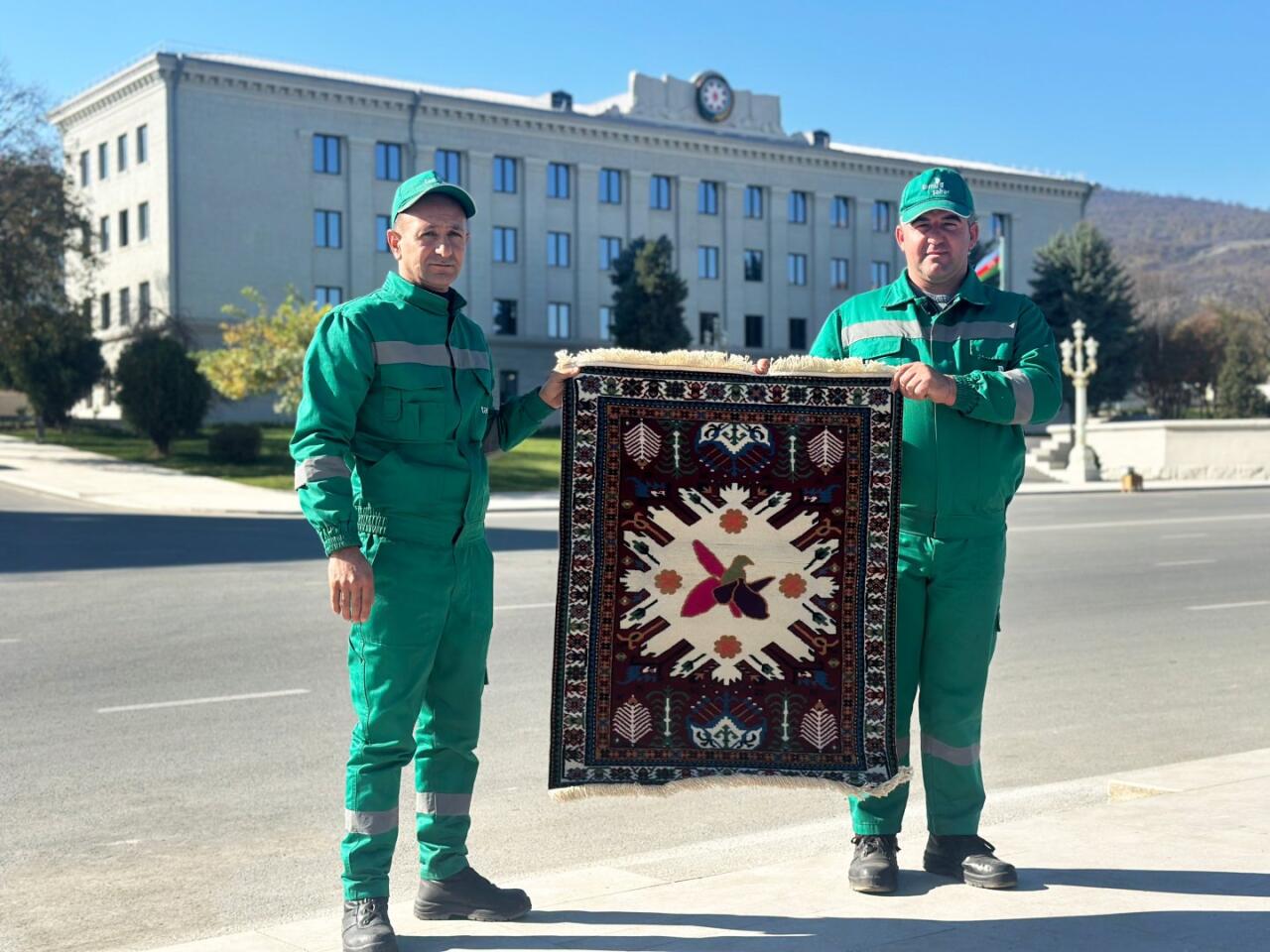 Ковёр "Çələbi", сотканный в рамках проекта "Карабах в узорах", передан в филиал Азербайджанского музея ковра в Шуше