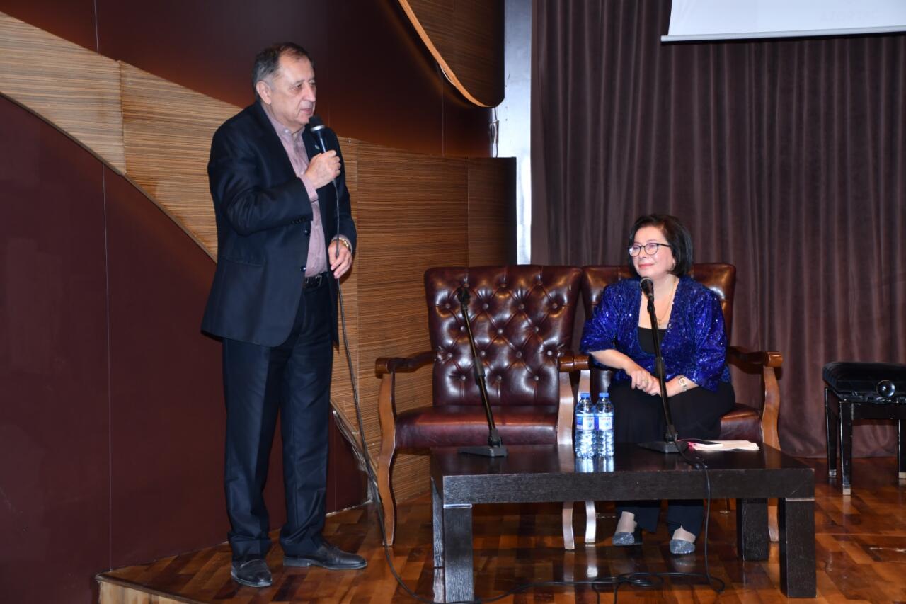 Тема патриотизма в азербайджанском искусстве – посвящается Дню Победы