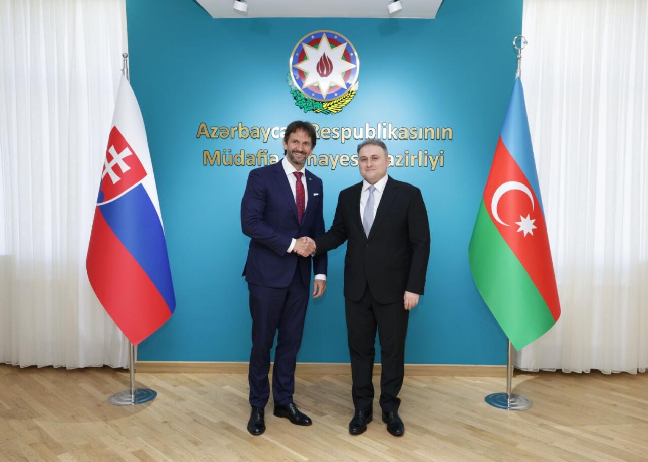Азербайджан и Словакия обсудили вопросы сотрудничества в сфере оборонпрома