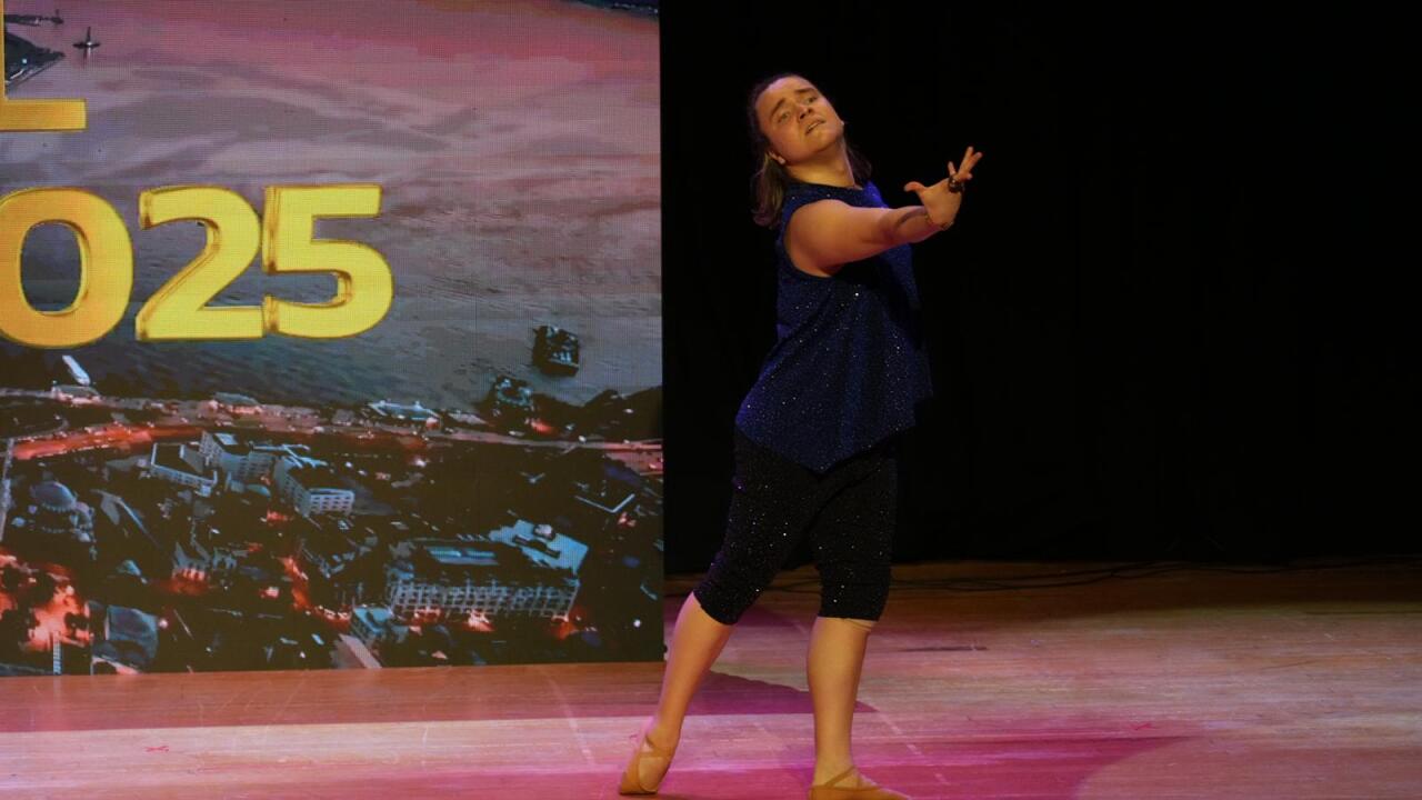 Азербайджанский танцор стал победителем международного конкурса в Стамбуле