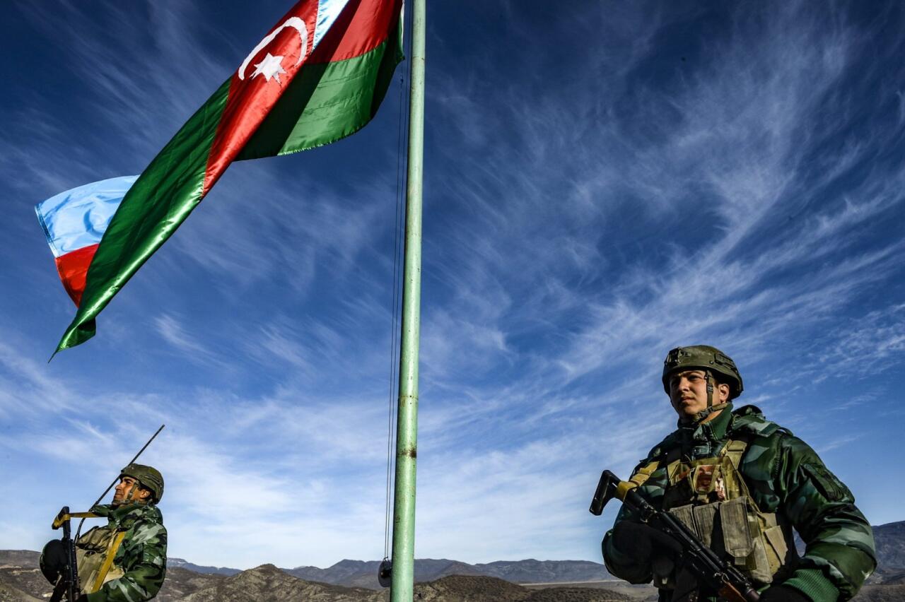 В Баку открылась выставка "Объектив Победы"