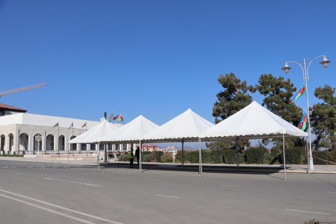 В Ханкенди готовятся к праздничному концерту ко Дню Победы