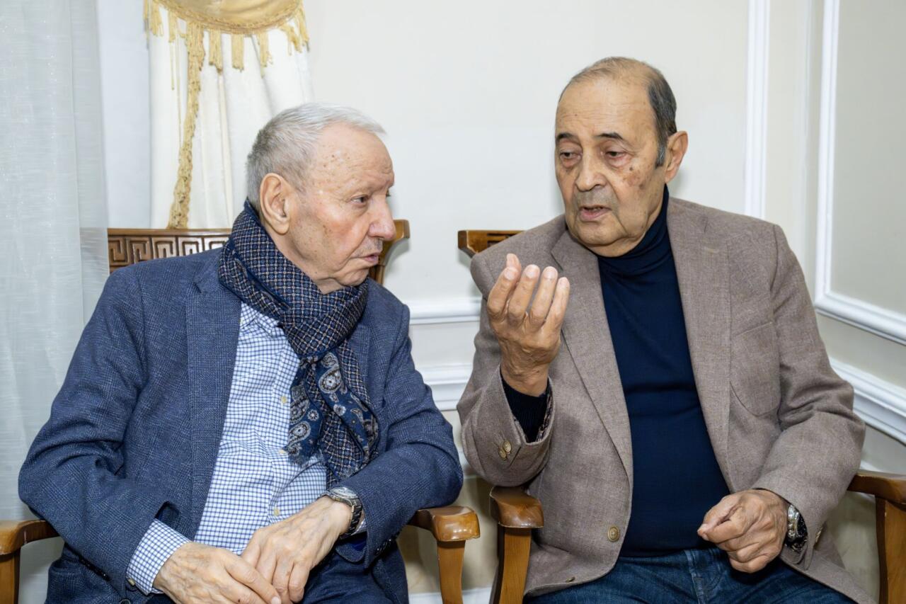 В Музее искусств открылась выставка «Цвета Победы»