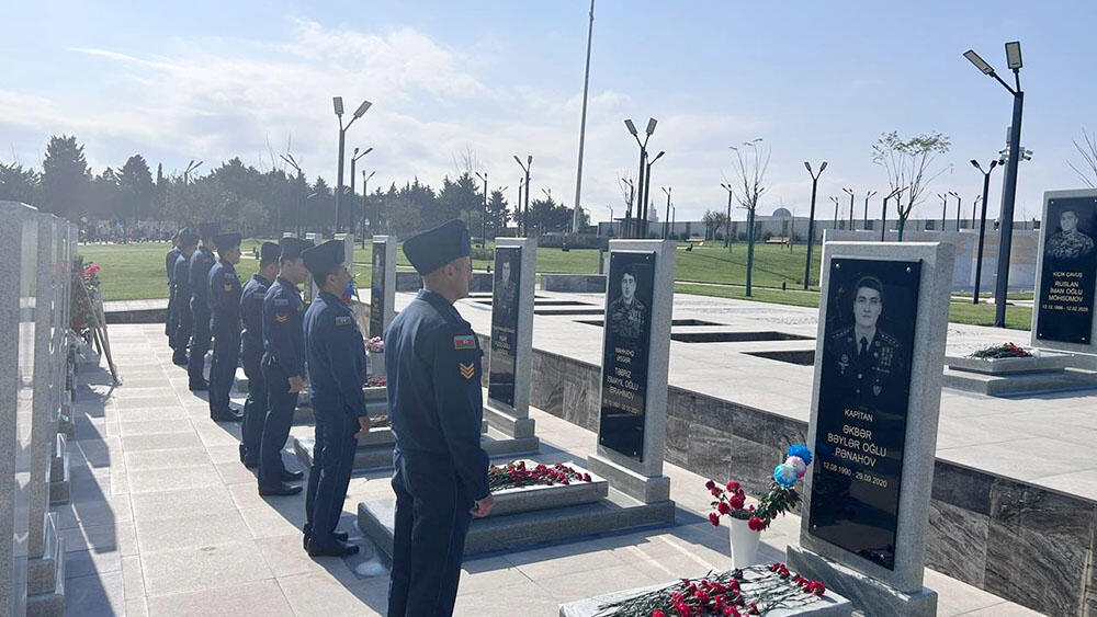 8 Noyabr - Zəfər Gününün beşinci ildönümü Azərbaycan Ordusunda təntənəli şəkildə qeyd edilib