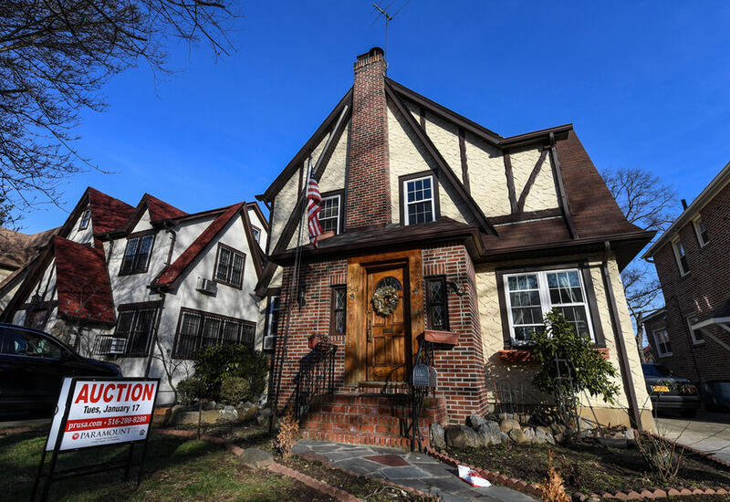 В США продают дом, где Трамп провел первые годы жизни