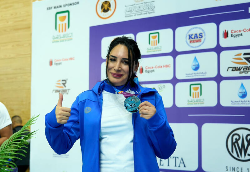 Азербайджанский стрелок завоевала "серебро" и установила мировой рекорд на чемпионате мира в Каире