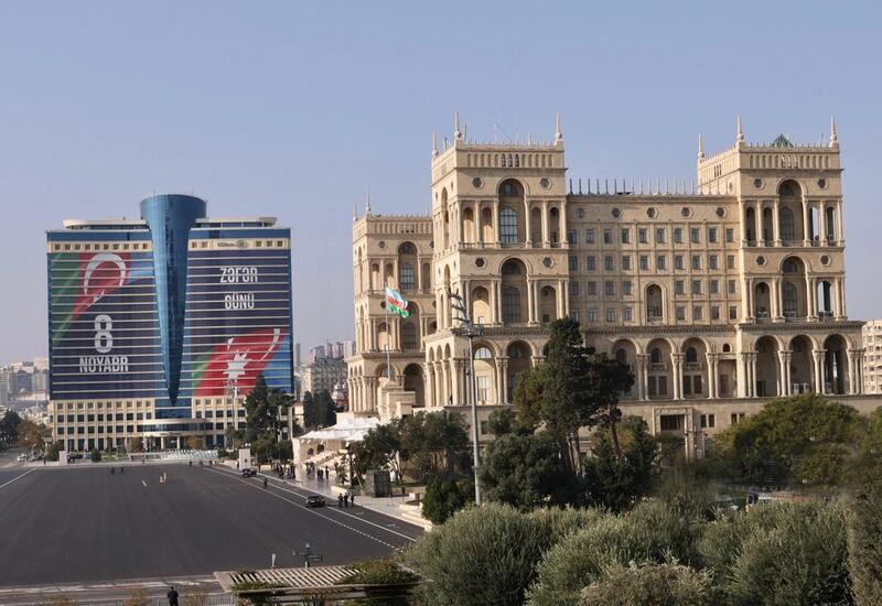 Площадь Азадлыг готова к проведению военного парада