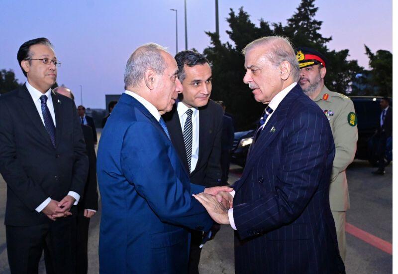 Pakistanın Baş naziri Məhəmməd Şahbaz Şərifin Azərbaycana səfəri başa çatıb