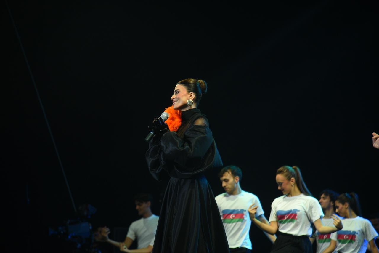 В Баку проходит праздничный концерт, посвященный Дню Победы