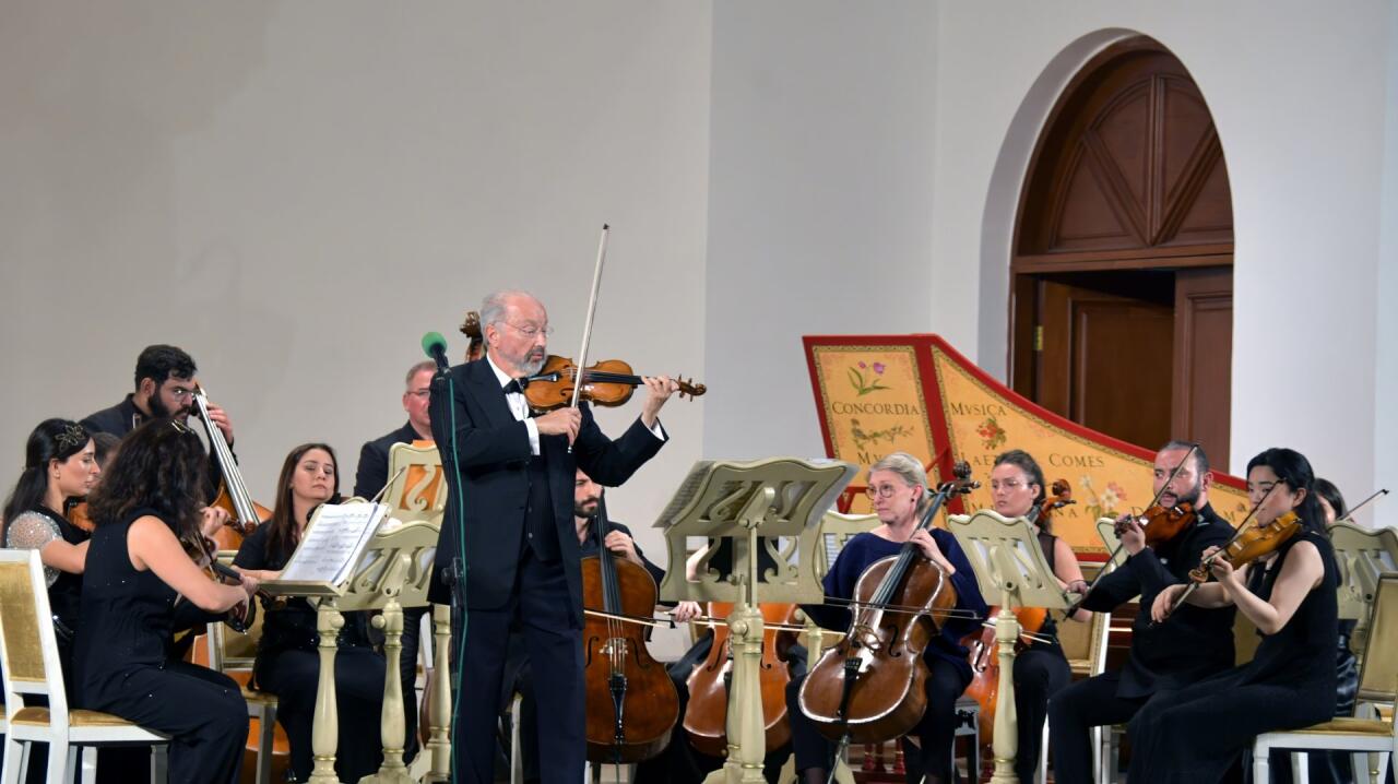Японская скрипачка о первом визите в Баку: Здесь чувствуется энергия!