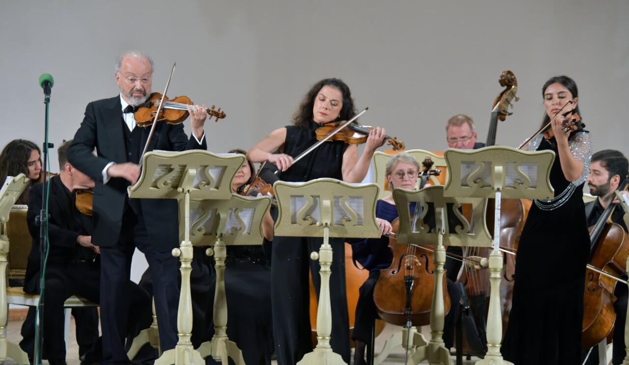 BIAF 2025 в Баку – вечер виртуозов с участием всемирно известного Маэстро Дмитрия Ситковецкого покорил сердца