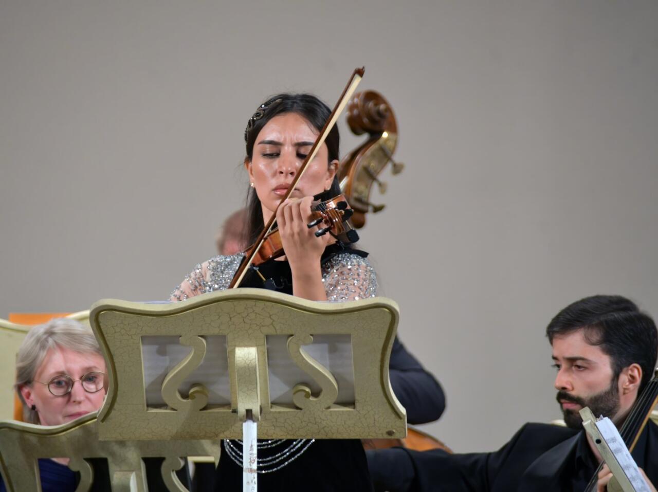 BIAF 2025 в Баку – вечер виртуозов с участием всемирно известного Маэстро Дмитрия Ситковецкого покорил сердца