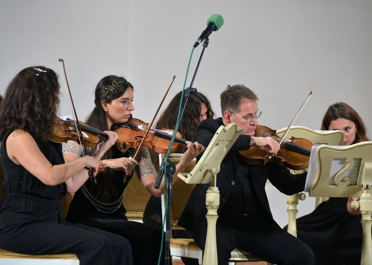 BIAF 2025 в Баку – вечер виртуозов с участием всемирно известного Маэстро Дмитрия Ситковецкого покорил сердца