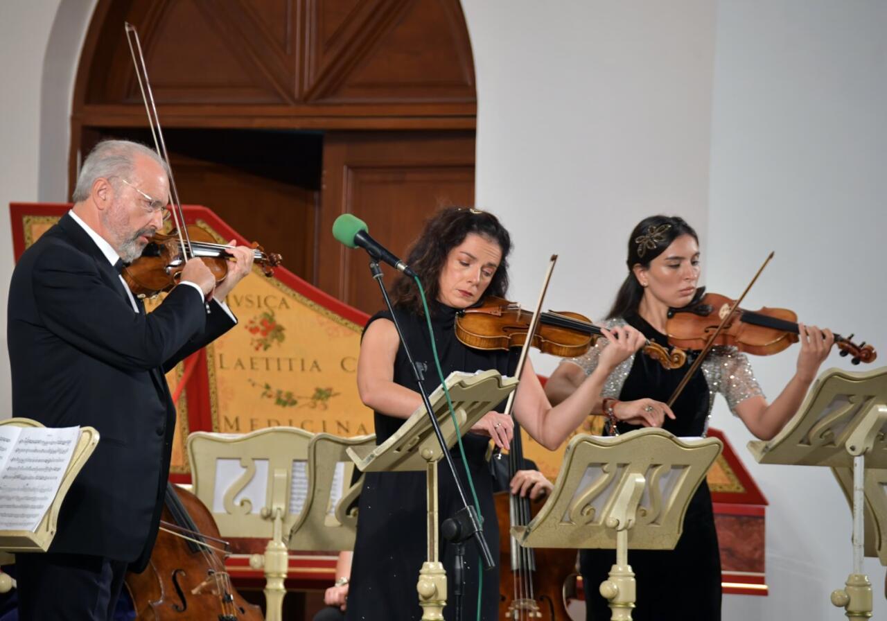 Лиана Гурджия из Испании нашла в Баку семейные корни: Был очень эмоциональный момент