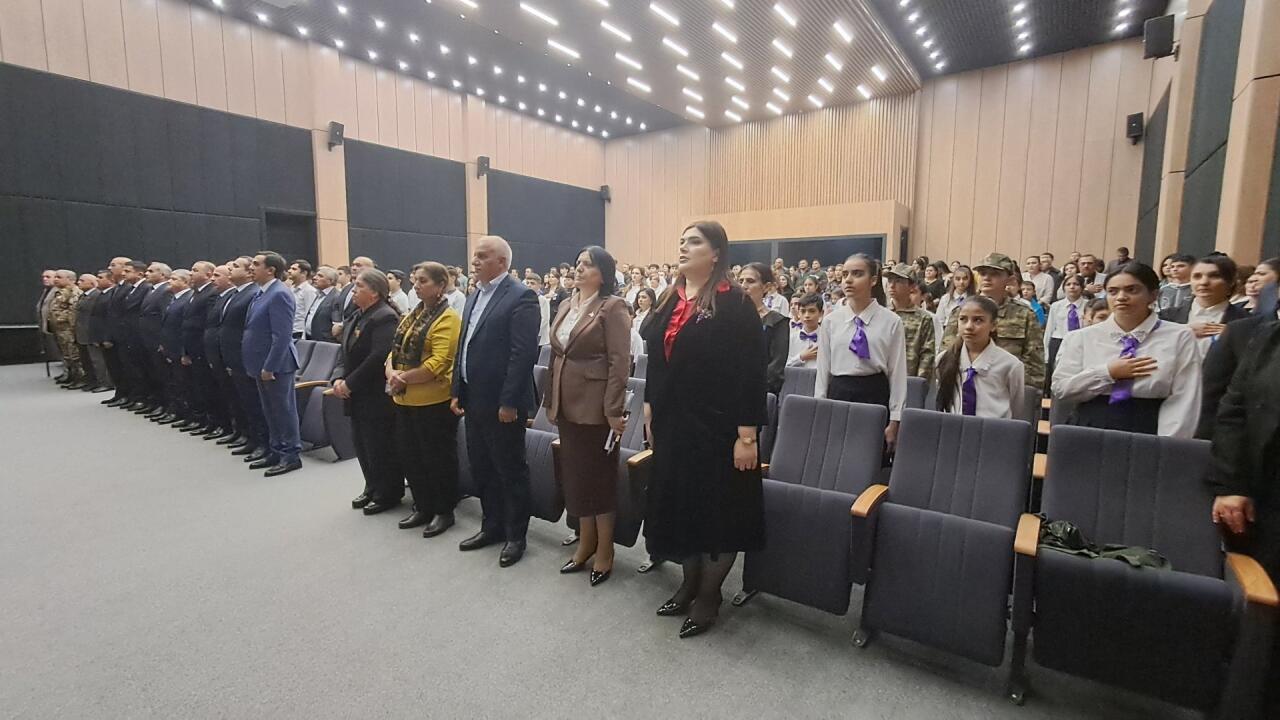 В Шушинской городской средней школе №1 прошло мероприятие, посвященное Дню Победы