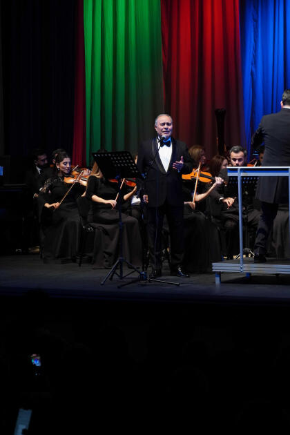 Театр оперы и балета отметил День Победы праздничным концертом