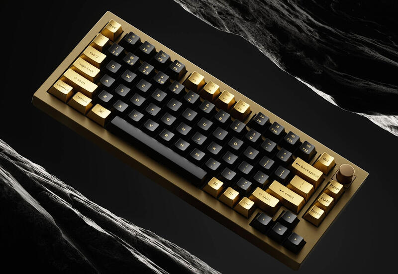 Представлена дорогая и одна из самых тяжелых клавиатур из меди